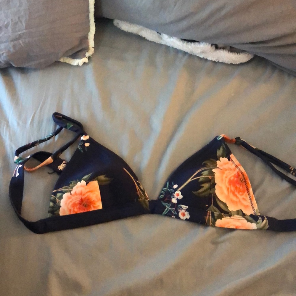 triangl bikini top